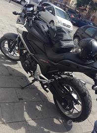 HONDA NC 750X 2018 manuale