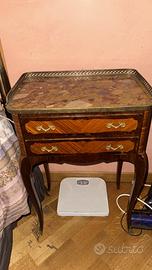 COMODINI in legno antico di noce