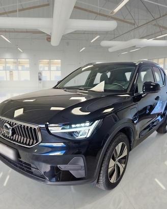 VOLVO XC40 T4 RECHARGE PLUG-IN AUTO CORE SUV