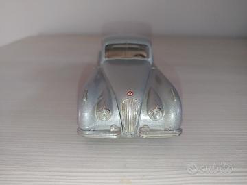 Jaguar XK 120 1948 1/24 Bburago Burago Vintage 