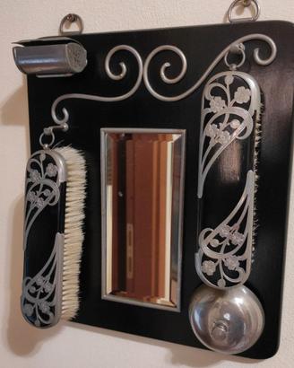 Antiquariato Specchio porta spazzole vintage