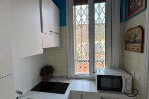 Alloggio a pochi passi dal mare con posto auto