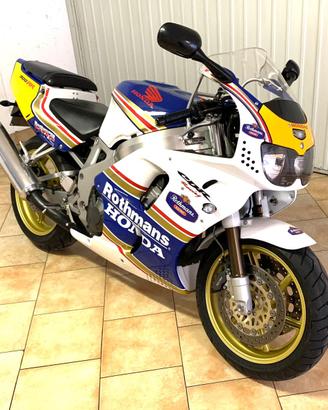 Honda CBR 900 RR Fireblade