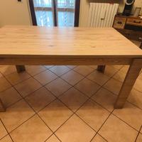 Tavolo da cucina allungabile 
