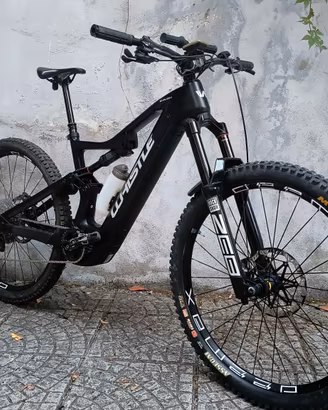 E-bike Whistle B-Rush Full Suspension 29"  Carbon