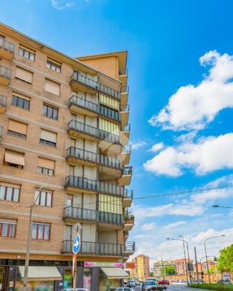 4 LOCALI A TORINO