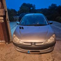 Peugeot 206 con gancio traino