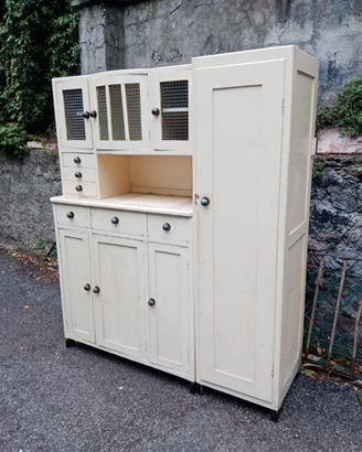 Credenza mettitutto anni '50 interamente in abete