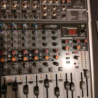 Behringer Xenyx  X1204USB
