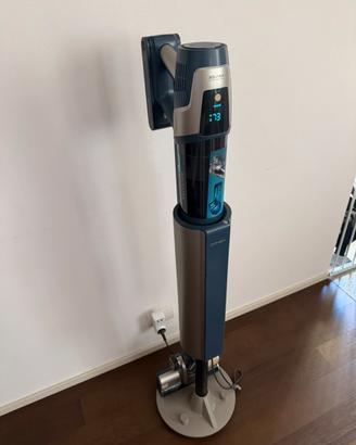 Aspirapolvere con Base Autopulente Conga RZ90