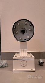 Staffa di montaggio a parete per telecamere Dome