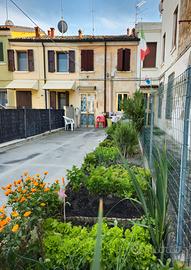 Casa indipendente 50 mq con corte Copparo centro