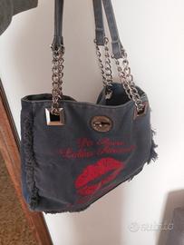 Borsa Le Pandorine con labbra rosse