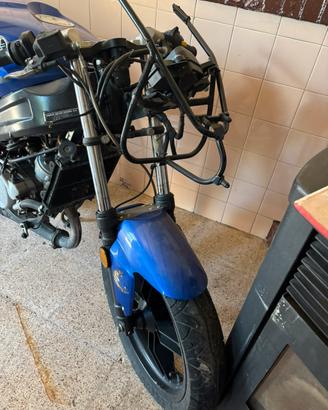 YAMAHA TZR