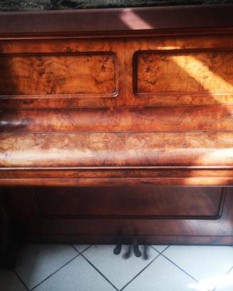 Pianoforte verticale