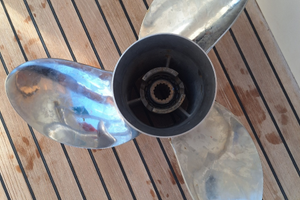 Eliche yamaha saltwater coppia 17 15 1/2