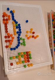 gioco con i chiodini 