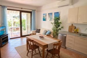 Porto Frailis, appartamento con giardino privato