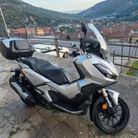 Honda ADV 350 (2023) - Pari al nuovo - Tagliandato