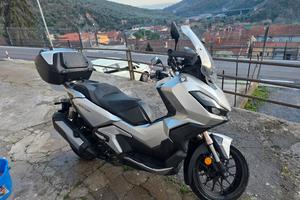 Honda ADV 350 (2023) - Pari al nuovo - Tagliandato