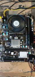 scheda madre con CPU e DDR3