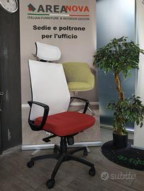 POLTRONA OPERATIVA CON POGGIATESTA