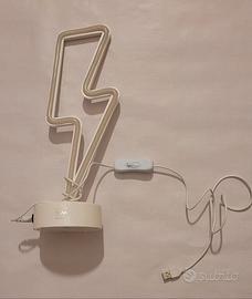 Lampada led da tavolo/comodino LEGAMI