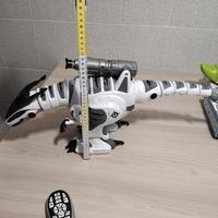 robot dinosauro interattivo daxin spara e balla 