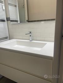 Mobile bagno con specchio