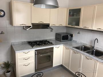  cucina Effeti ad angolo con marmo di carrara