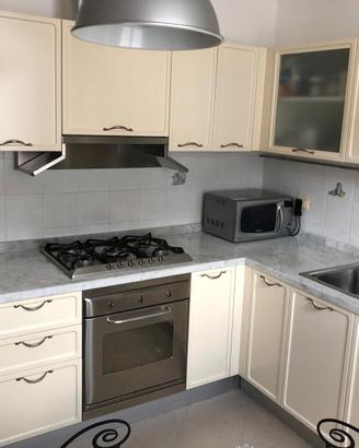  cucina Effeti ad angolo con marmo di carrara