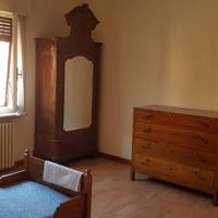 Ampia stanza singola solo donne