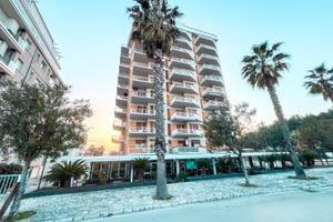 A796 - Fronte mare - 6 posti letto