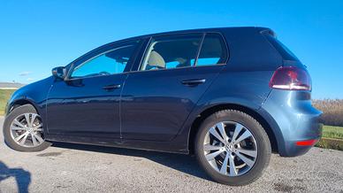 Golf 6  del 2009   1600 Benzina  / GPL