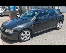 AUDI A3 1ª serie - 2003