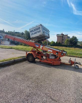 elevatore scala montacarichi per traslochi edilizi