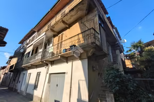 CASA SEMINDIPENDENTE A GASSINO TORINESE