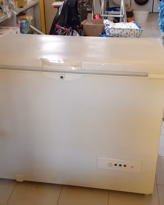 Congelatore INDESIT a pozzo