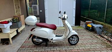 vespa primavera 150