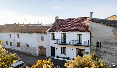 CASA SEMINDIPENDENTE A NARZOLE