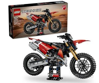 LEGO Technic Moto Ducati Desmo450 MX Factory