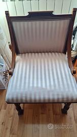 Coppia di sedie basse