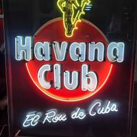insegna neon havana Club 