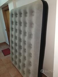 materasso gonfiabile grande 140×190 
