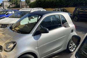 Smart fortwo hatchback