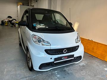 Smart fortwo 1.0 71 cv mhd Pure unico proprietario