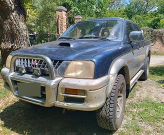Mitsubishi L200 anno 2000