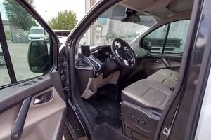 Ford Tourneo Titanium INCIDENTATO