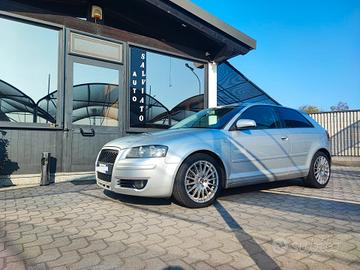 Audi A3 2.0 16V TFSI quattro Ambition