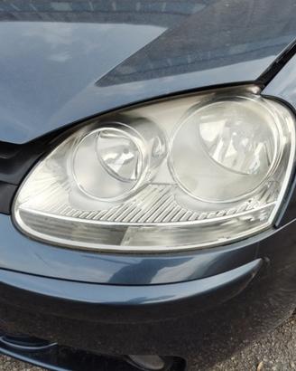 Proiettore sinistro VOLKSWAGEN GOLF 5 del 2005